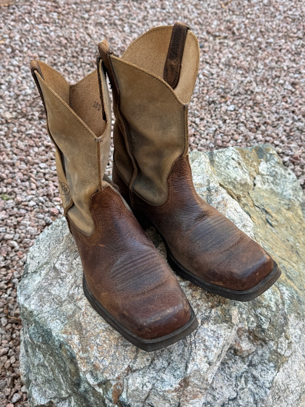 Men's Ariat Boots, Size 10D